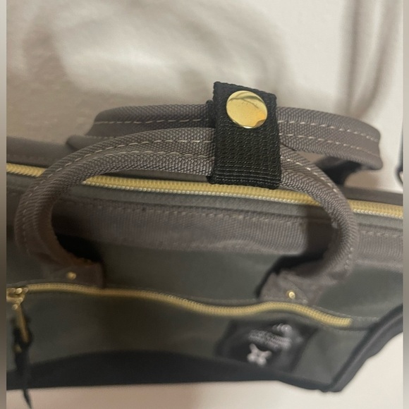 NWOT Anello Shoulder Bag - Picture 4 of 7